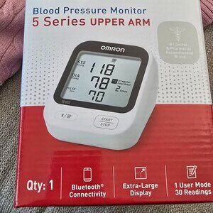 Omron 5 Series Wireless Upper Arm Blood Pressure Monitor - BP7255